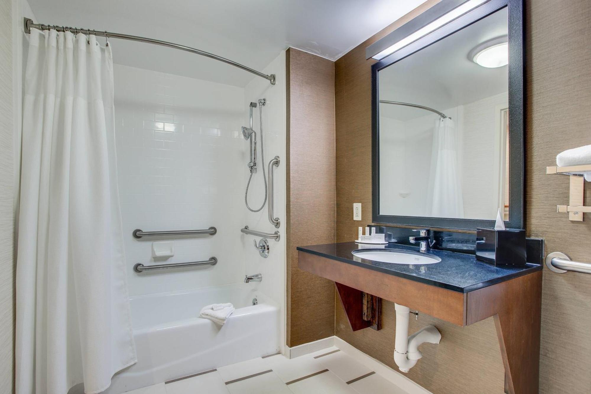 Fairfield Inn By Marriott Burlington Williston Extérieur photo